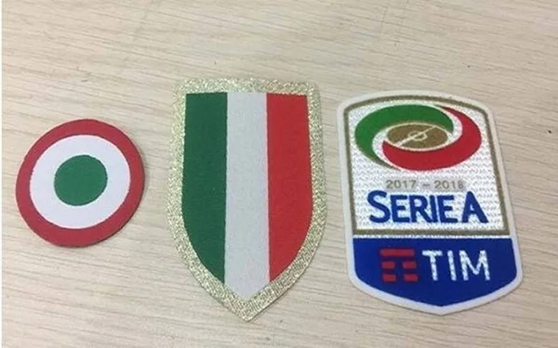 scudetto la gi giai ma bieu tuong quyen luc cua bong da y