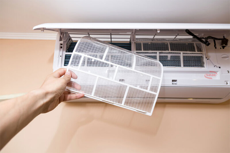 Luồng gió yếu hoặc không lạnh có thể cho thấy lưới lọc, quạt dàn lạnh hoặc dàn lạnh đang gặp vấn đề. 