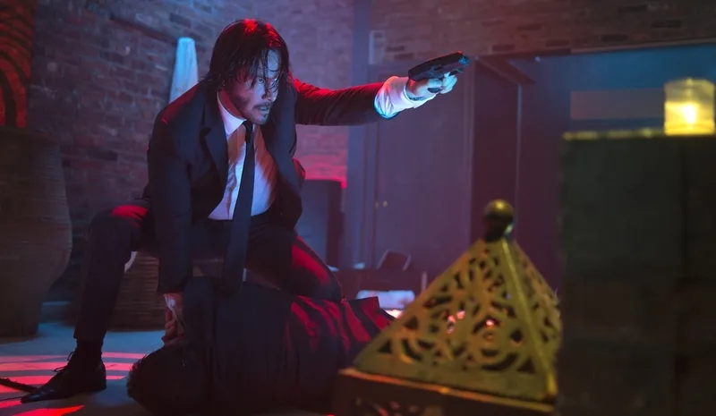 John Wick gây ấn tượng với phong cách hành động lạnh, gọn và những pha đấu súng cận chiến đẹp mắt.